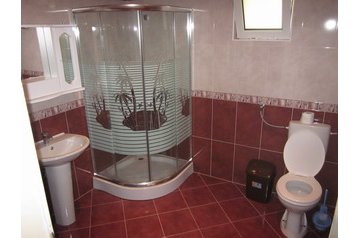 Mazedonien Privát Peshtani, Exterieur